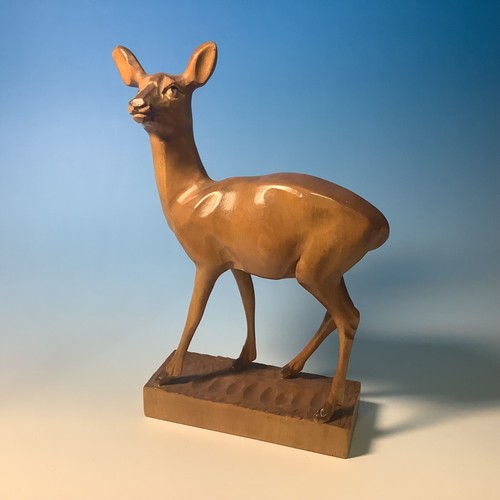Reh aus holz handgeschnitzt - holz,