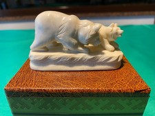 Schnitzerei aus Elch-Horn -