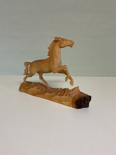 Pferd figur geschnitzt auf - figur,