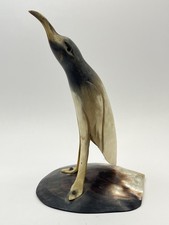 Antike Pinguin Figur aus Horn