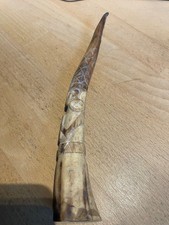 schöne Schnitzarbeit Figur /